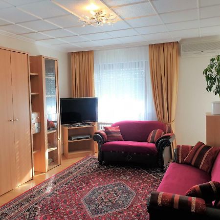 60 Qm Mit Aussicht In Konz Apartamento Exterior foto
