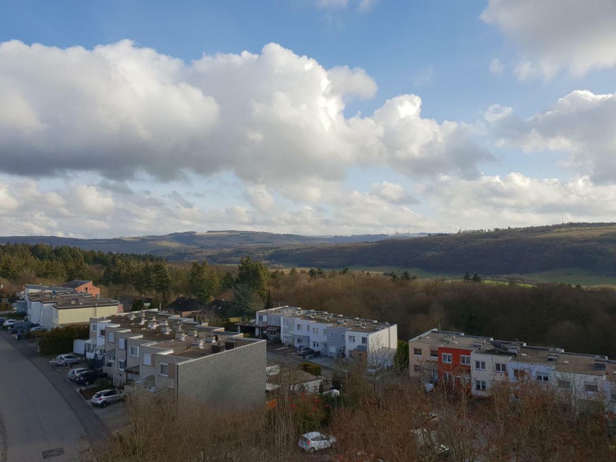 60 Qm Mit Aussicht In Konz Apartamento Exterior foto