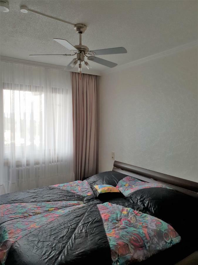 60 Qm Mit Aussicht In Konz Apartamento Exterior foto